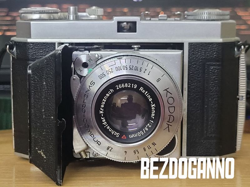 Rental for 7 days of Kodak Retina 1a